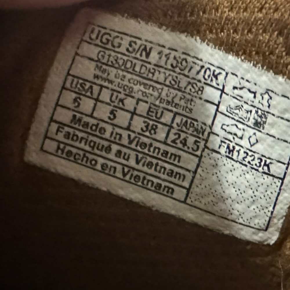 UGG Goldenstar Suede Clogs in Chestnut Brown Size 6 kid’s - Picture 8 of 12
